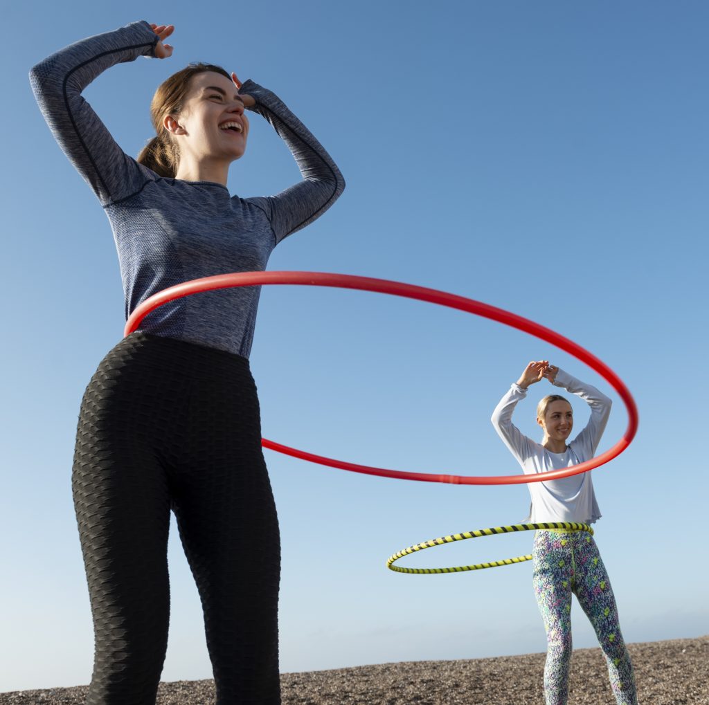 Hula hooping in pairs